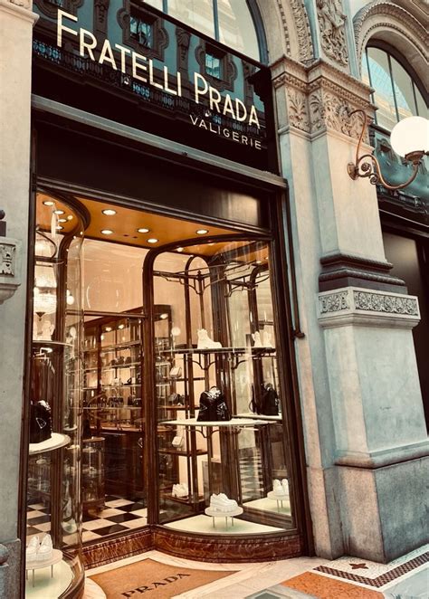 risualere prada cremona|fratelli prada handbags.